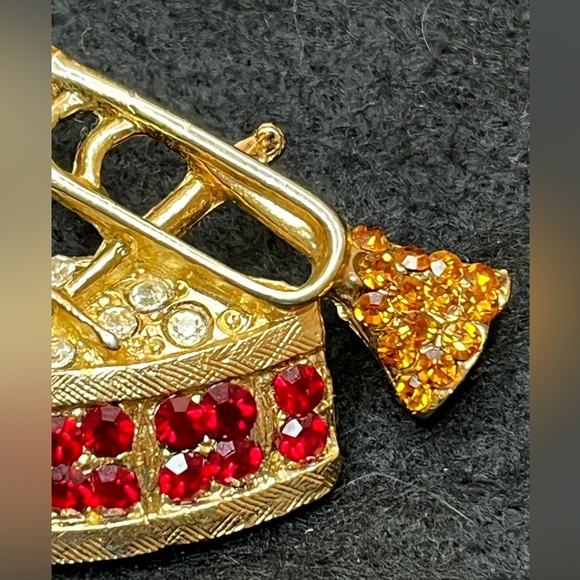 Signed ORA Vintage Musical Drum Drummer Pin Brooch Gold Tone & Rhinestone - Picture 5 of 8